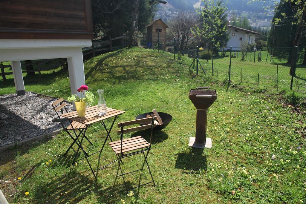 Villa Schnuck - Das Rote Ferienhaus Bad Gastein Εξωτερικό φωτογραφία